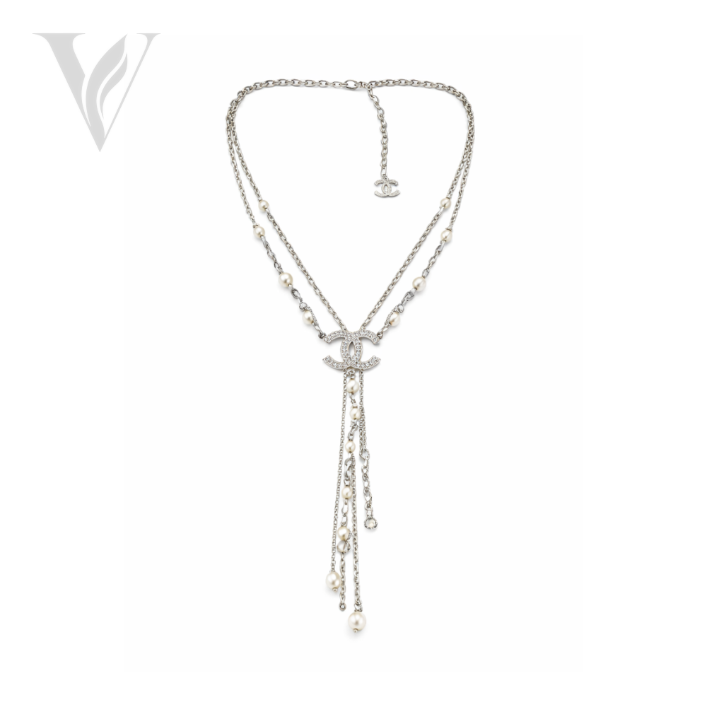 Chanel CC Logo Interlocking Chain Lariat Necklace - Pearl