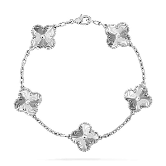 Clover Silver Bracelet 5-Motif Laser Detail – Silver | Size 19