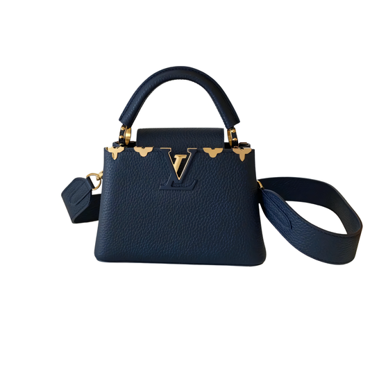 Clean-Finish Ć Ucines Taurillon Black Bag