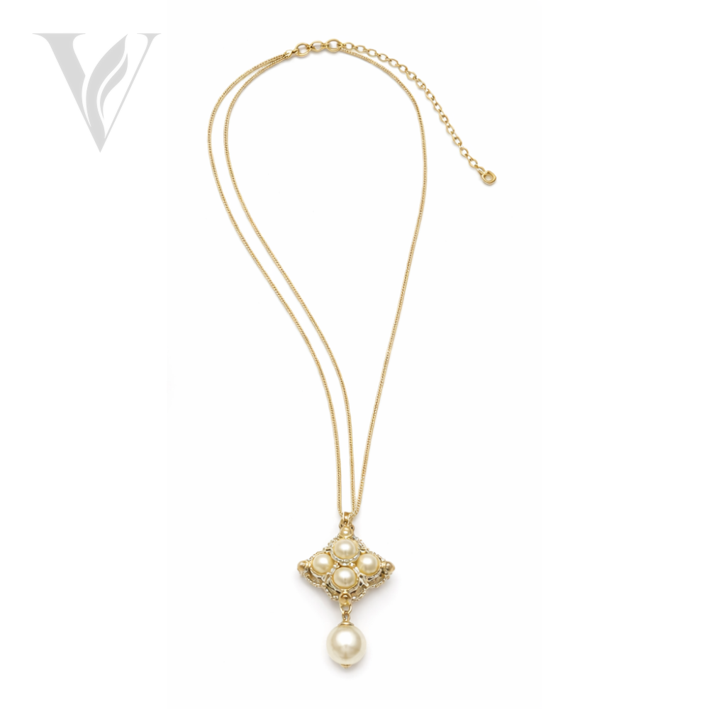 Chanel Quatrefoil Jewelry Set - Pearl, Crystal – View 3