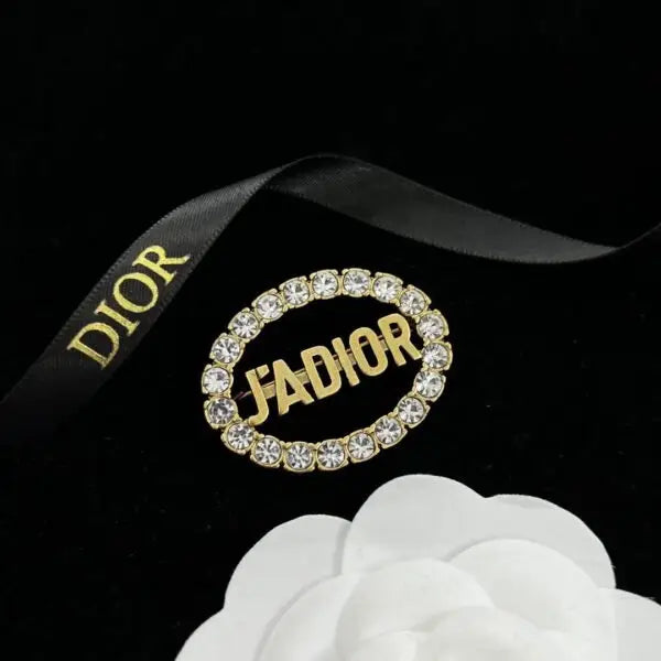 Premium-Look A Crystal Brooch Gold - view 4