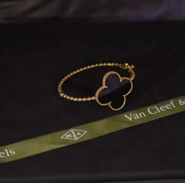 Elevated Clover Motif Bracelet Ring Set Gold - view 6