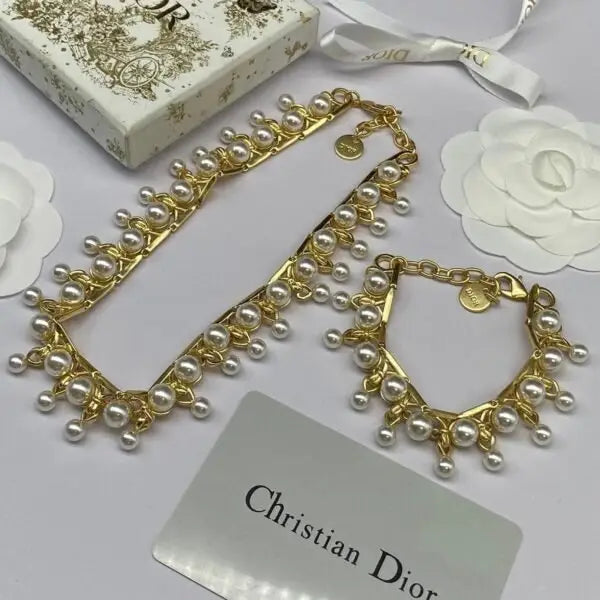 Dressy Solitaire Crystal Necklace and Bracelet Set Si Er - view 7