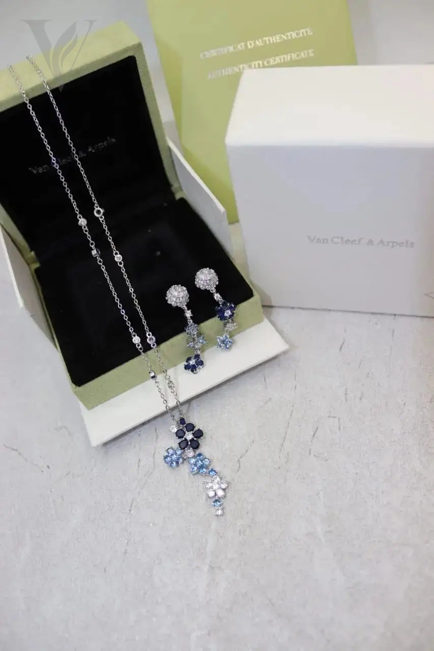 Van Cleef & Arpels Blue S Phires - Silver, Diamond Detail, Sapphires – View 3