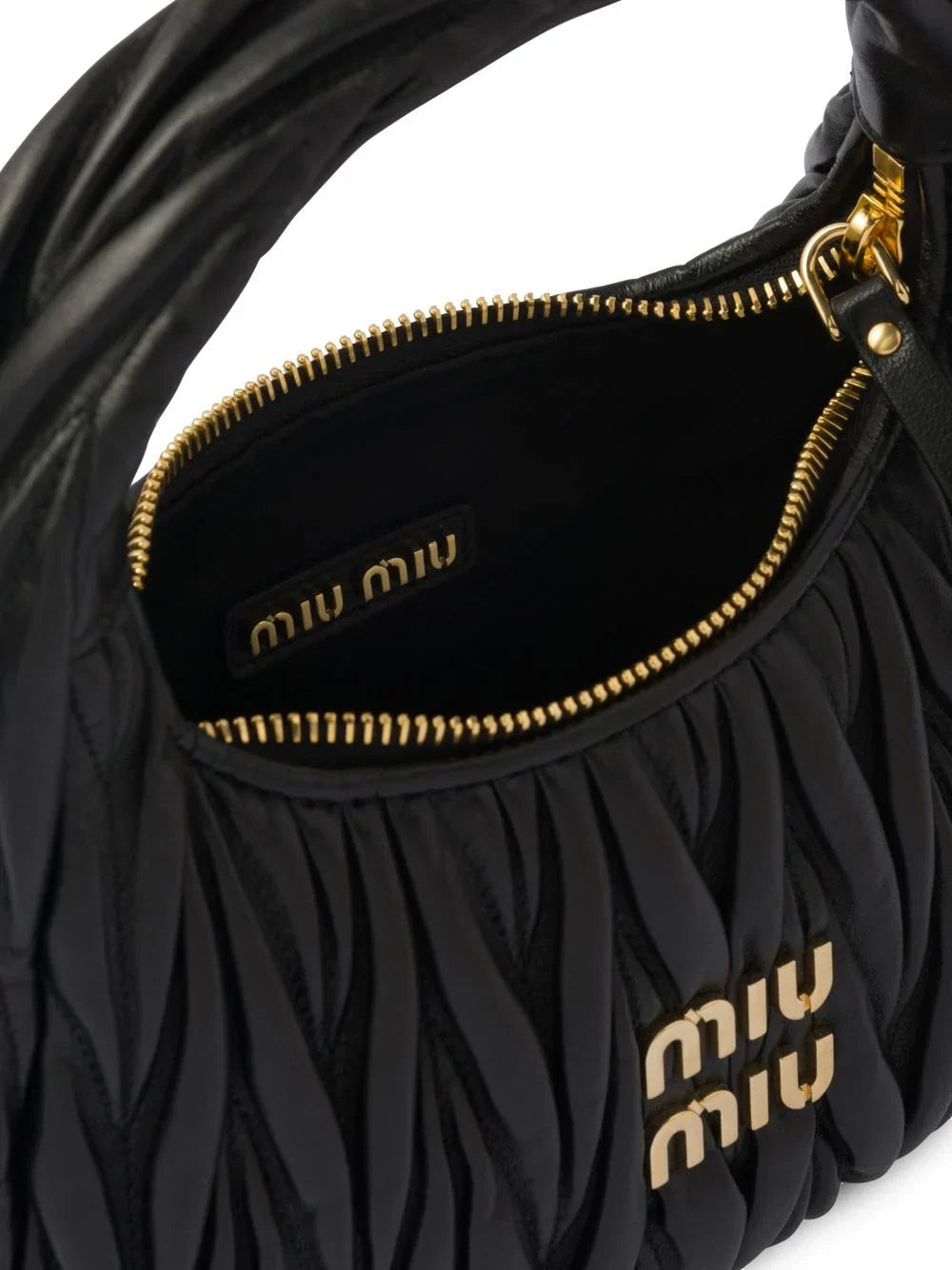 Refined Miu Miu Wander Shoulder Matelassé N Pa Leather Bag - view 2