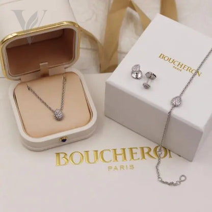 Boucheron Valentino VLogo Signature Embellished Hoop Earrings - Pearl, Gold – View 5