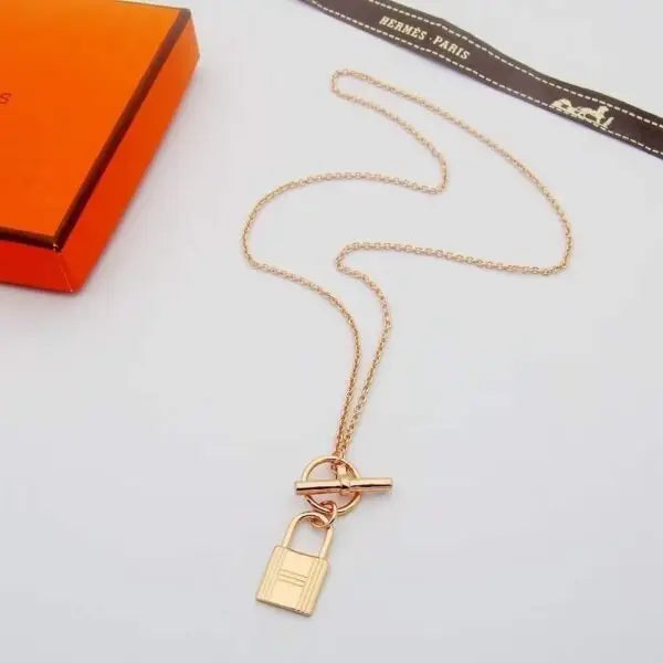 Timeless Amulettes Constance Pendant Necklace - view 8