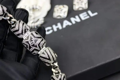 Chanel CC Logo Star Pendant Necklace Earrings Set – View 7