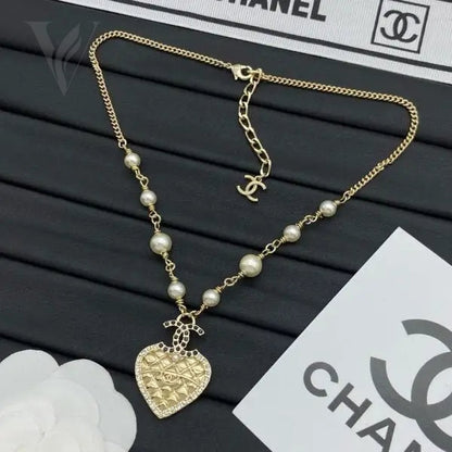 Chanel Quilted Heart CC Logo Station Necklace - Pearl – View 5