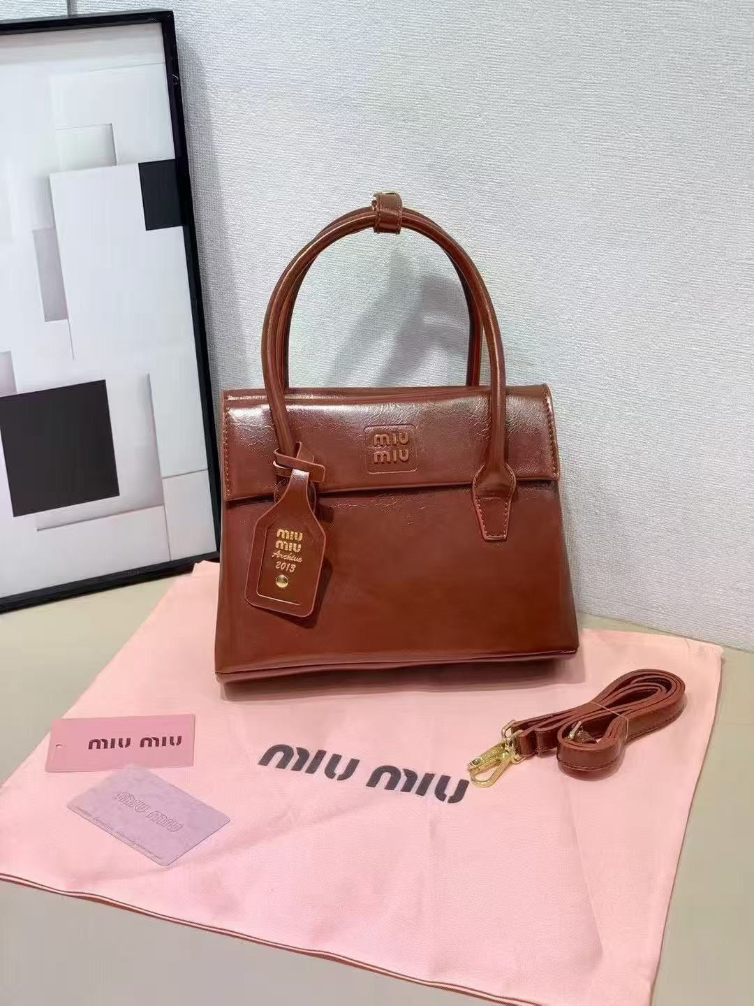 Sharp Miu Miu Solitaire Leather Wood Bag - view 4