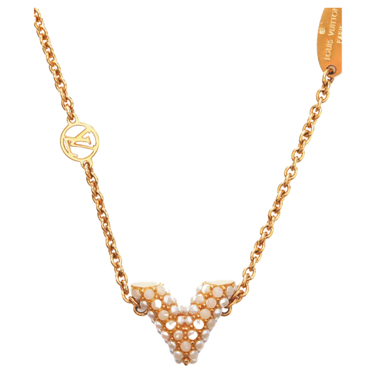Sharp Pearl Necklace