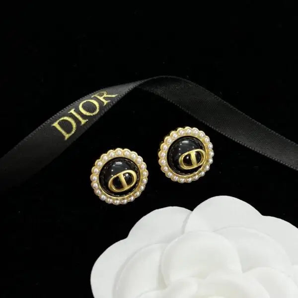 Modern Oblique Crystal Pearl Brooch Si Er - view 8