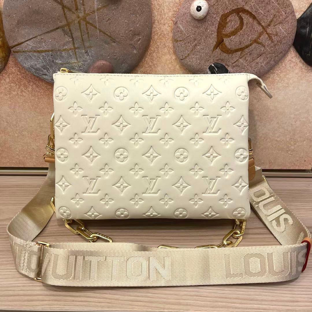 Clean-Finish Coussin Pm Cream Bag - view 5