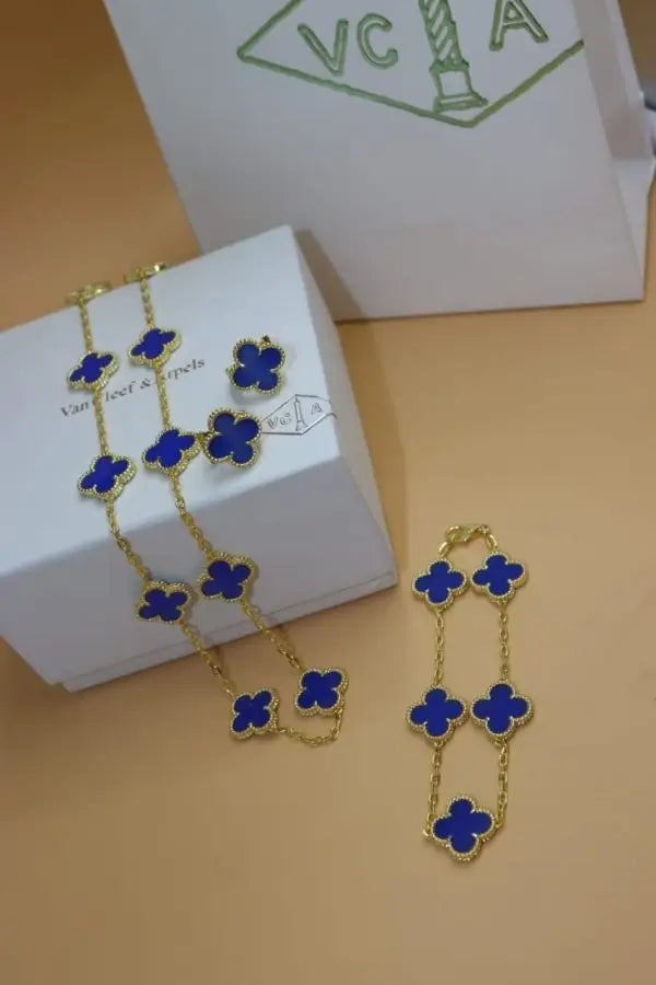 Modern Red Clover Diamond Necklace and Bracelet Set - view 11