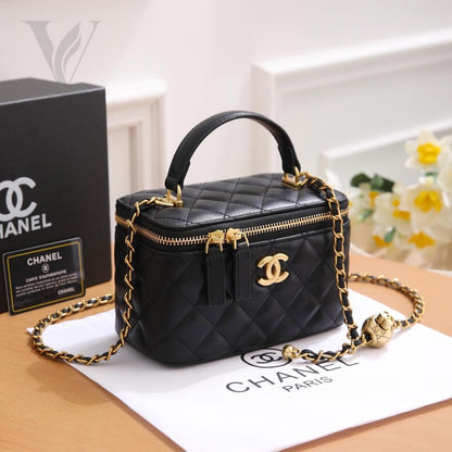 Chanel Small Vanity Case Chain - Black – View 5