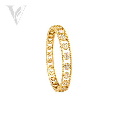 Van Cleef & Arpels Clover Bangle Bracelet - Gold, Diamond Detail