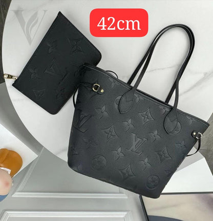 Louis Vuitton Neverfull MM Monogram Bag - Black – View 4