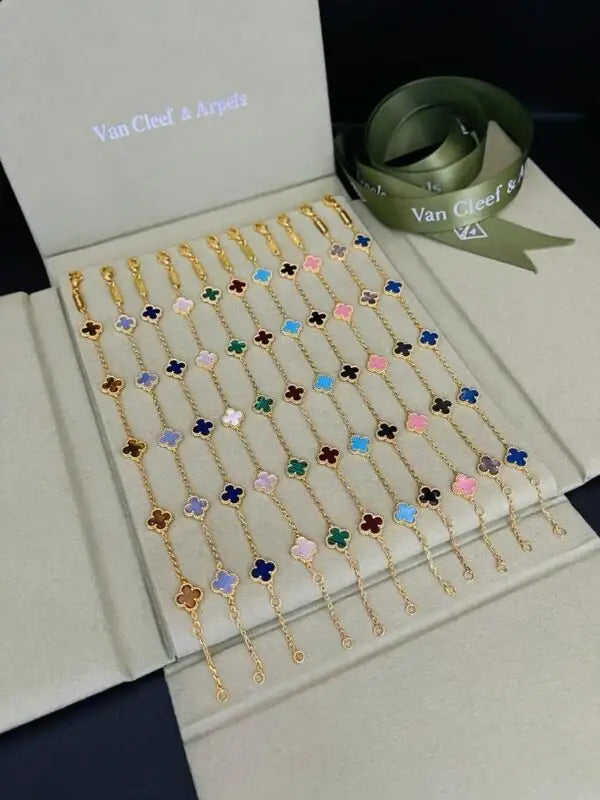 Timeless Clover Motif Bracelet Collection Si Er - view 9