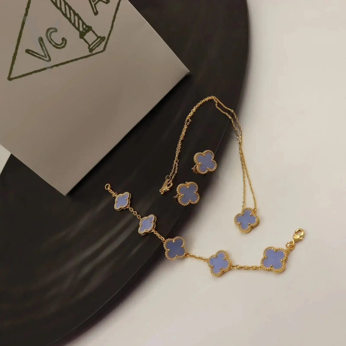 Van Cleef & Arpels Alhambra Clover Jewelry Set - White – View 5
