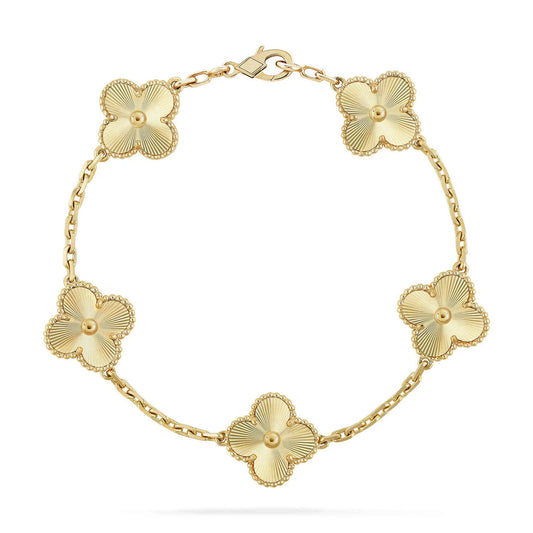 Clover Gold Bracelet 5-Motif Laser Detail – Gold | Size 19