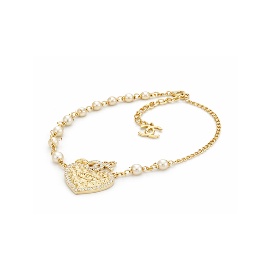 Refined Quilted Heart Cc Logo Pearl Station Necklace - view 2