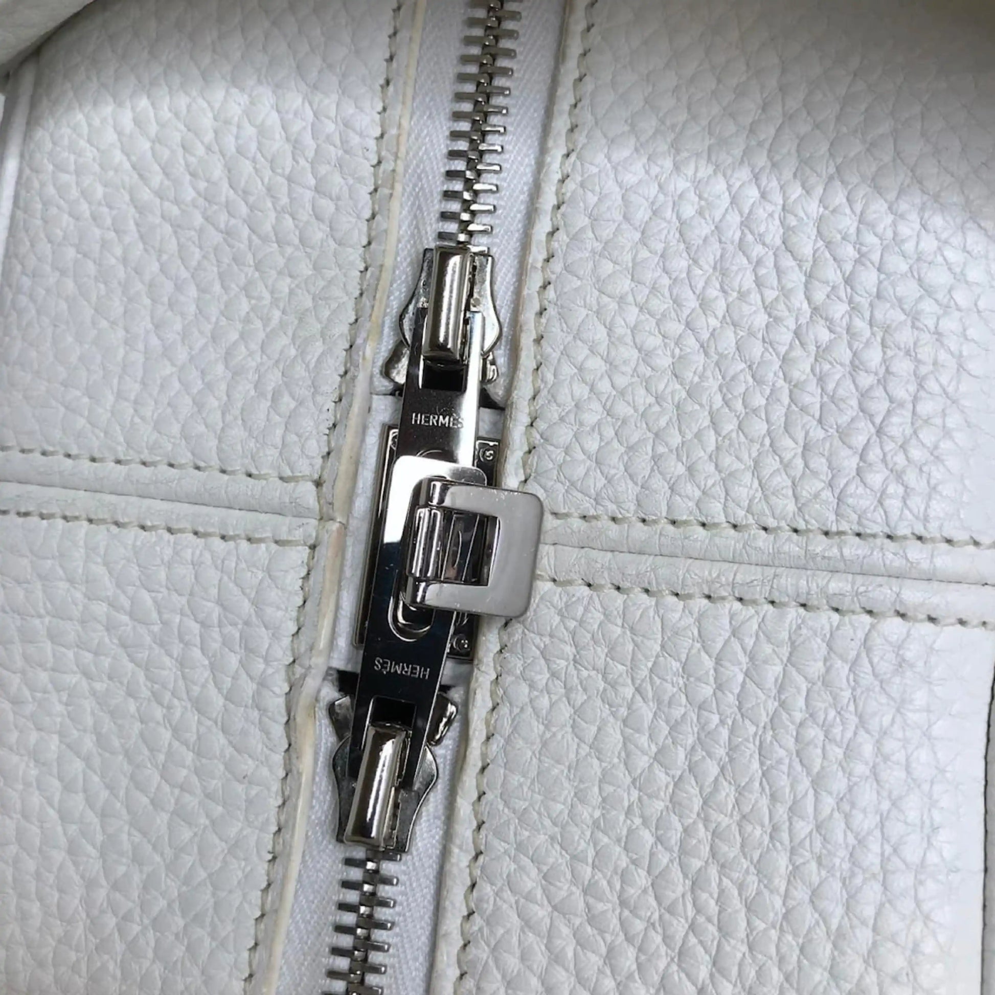 Sophisticated Victoria II 35 Fourre Tout White Bag - view 4