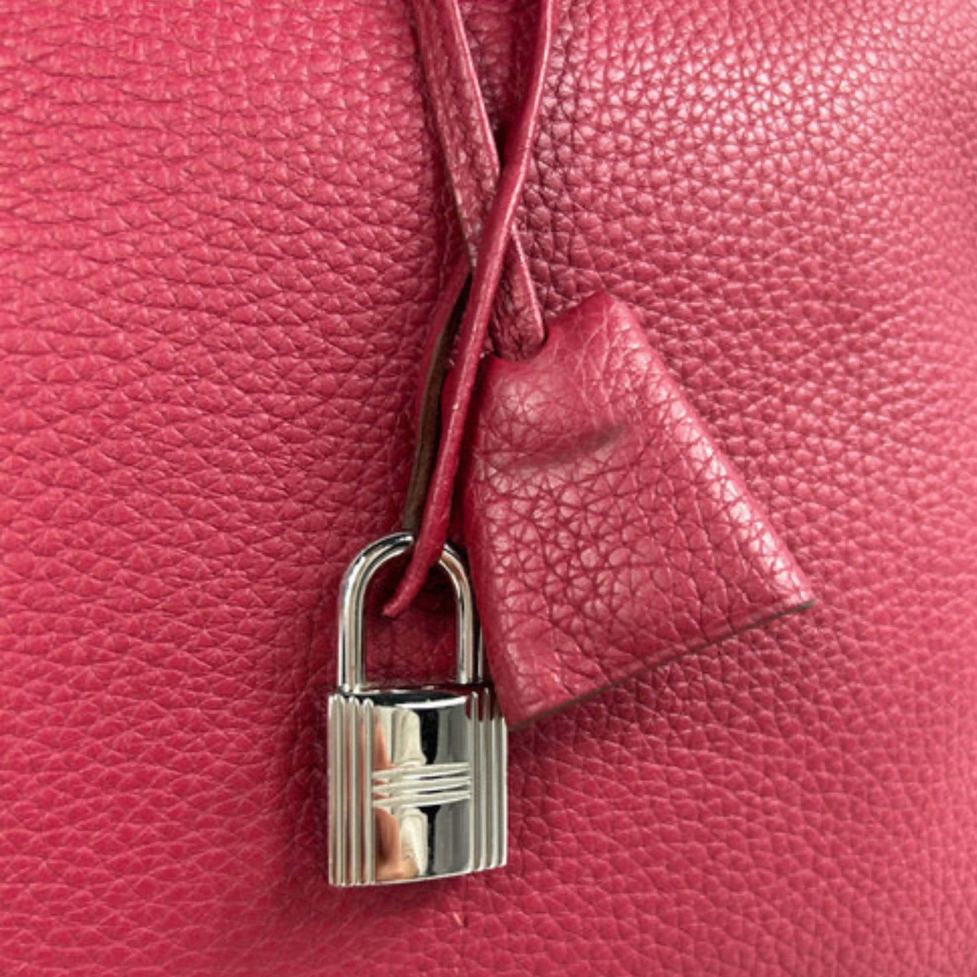 Everyday-Luxe Victoria II Fourre Tout in Rouge Bag - view 5