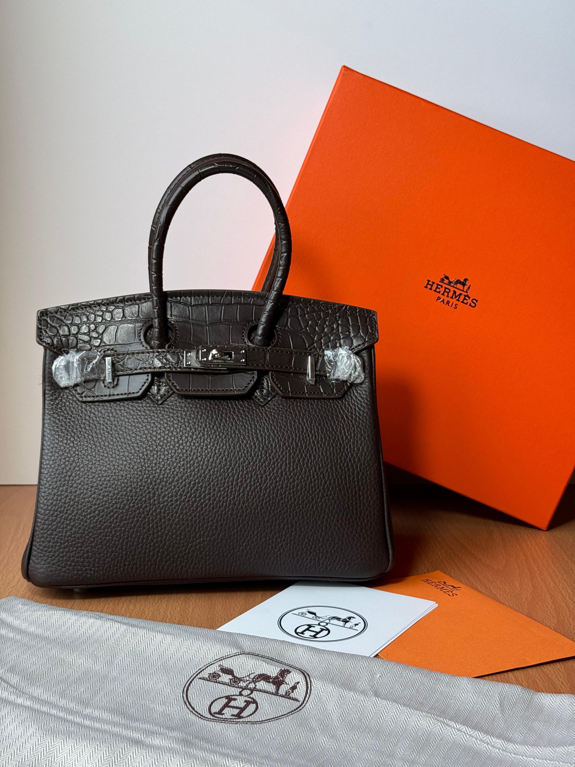 Elegant Structured Carryall Black Matte Bag - view 5