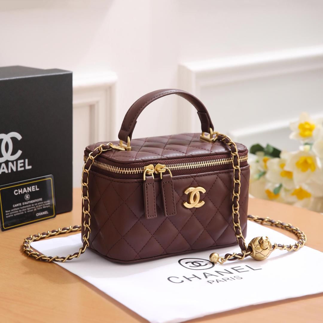 Minimal-Luxe Small Vanity Case Chain Burgundy Bag - view 2