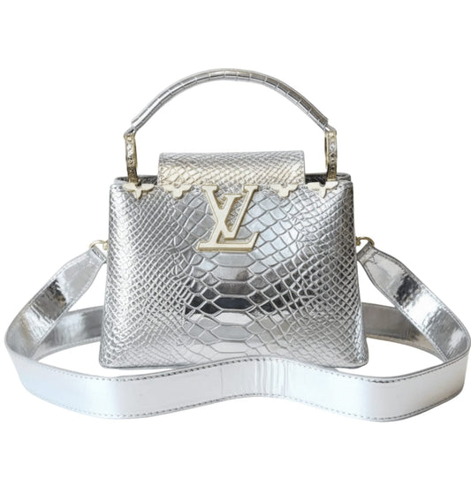 Everyday-Luxe Ć Ucines Si Er Calfskin Leather Bag