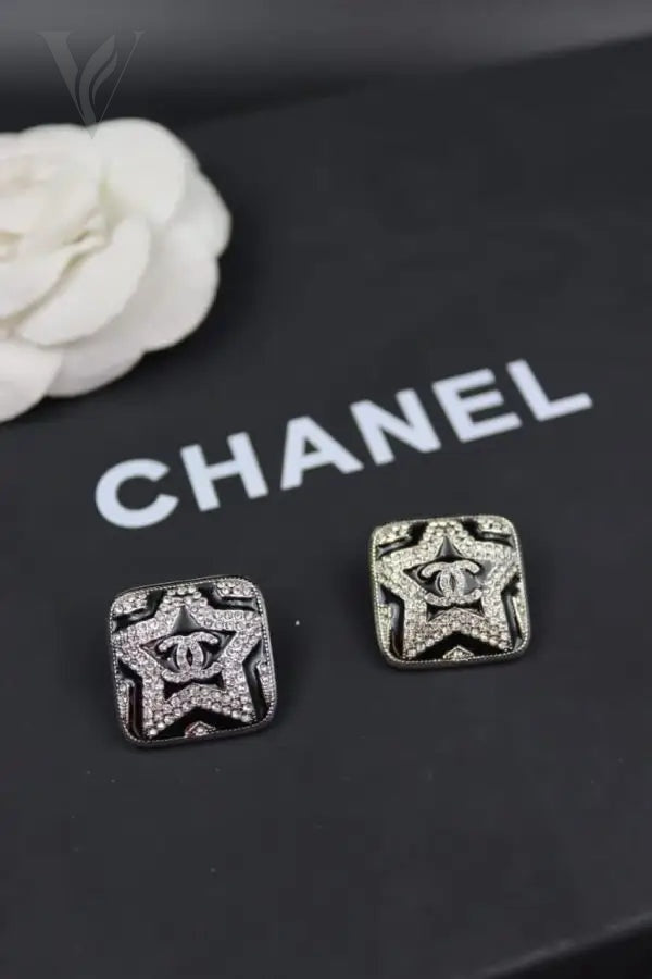 Chanel CC Logo Star Pendant Necklace Earrings Set – View 6