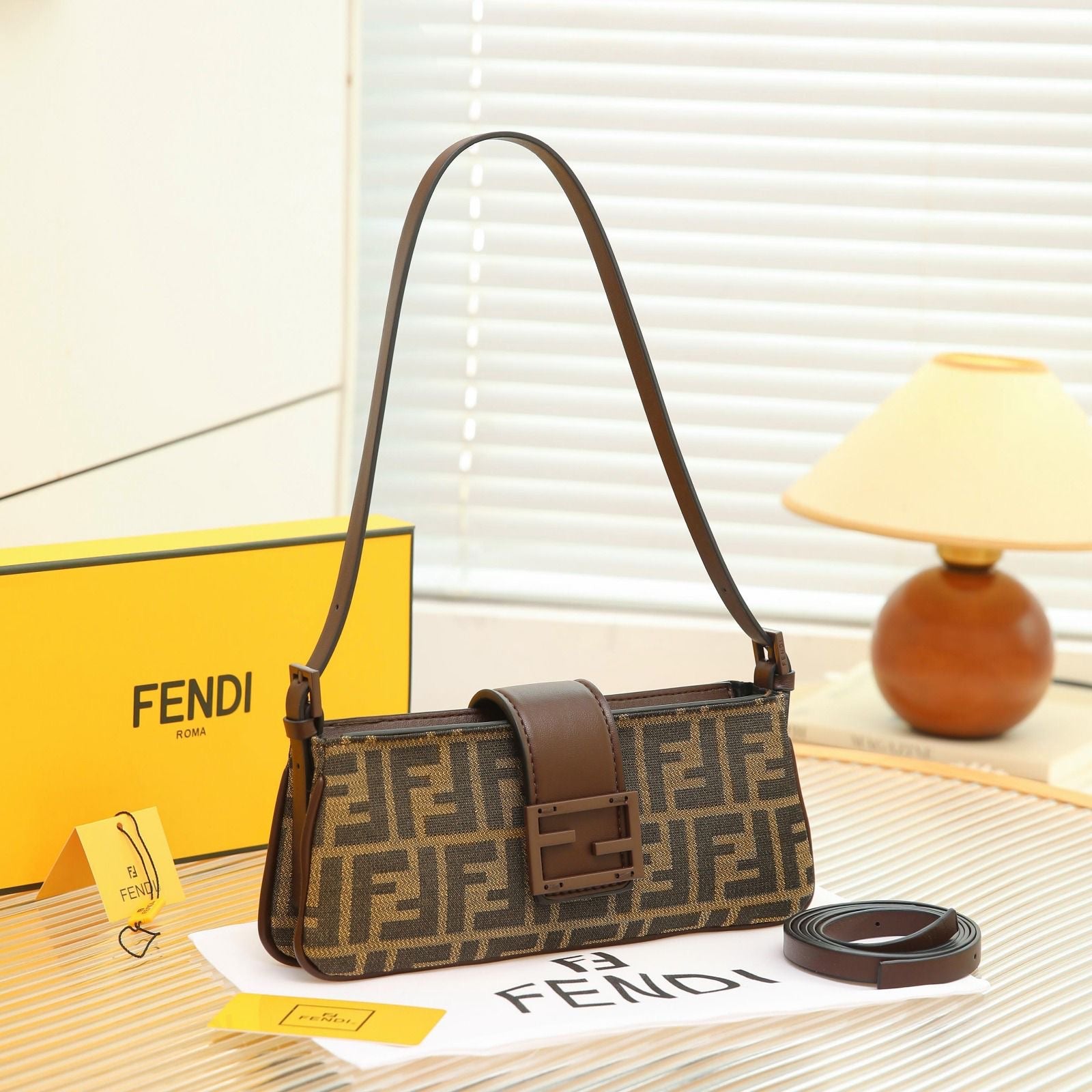 Everyday-Luxe Uette Tobacco Brown Bag - view 4