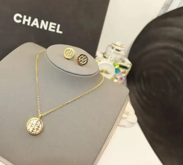 Modern Vintage Inspired Cc Medallion Gold Tone Resin - view 3