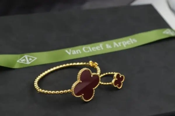 Elevated Clover Motif Bracelet Ring Set Gold - view 10