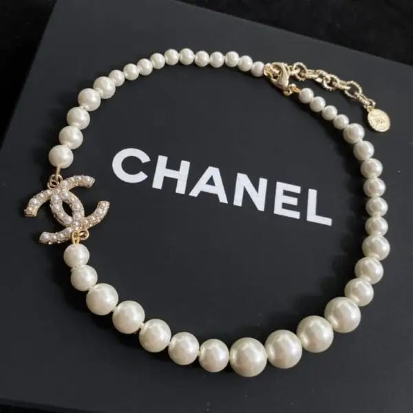 Minimal-Luxe Cc Logo Choker Necklace Gold Tone - view 4