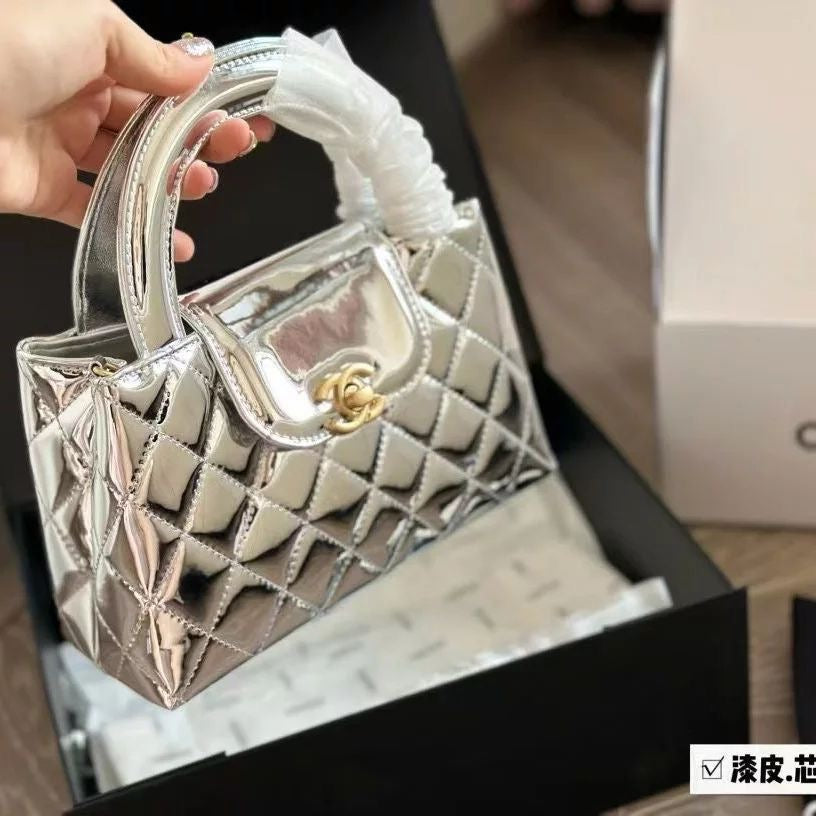 Sharp Structured Top-Handle Si Er Mirrored Calfskin Bag - view 4