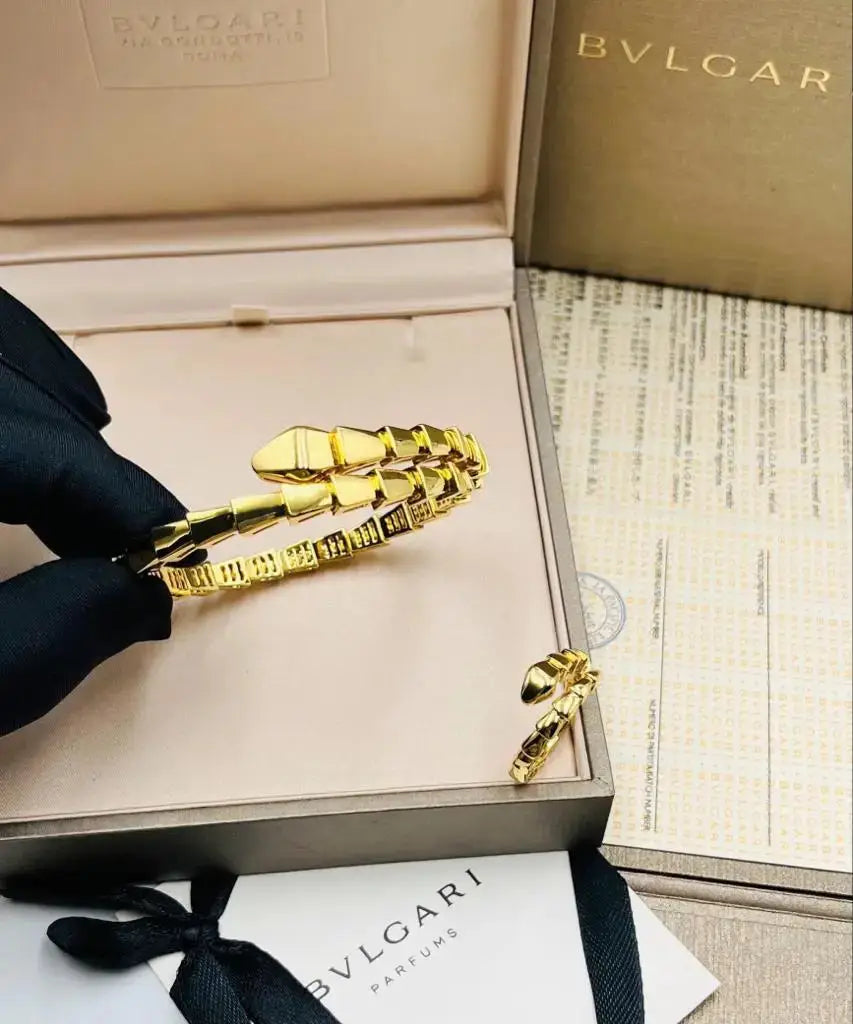 Elegant 18k Yellow Gold Serpenti Viper Bracelet - view 3