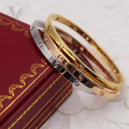 Cartier Love Bracelet Single Screw Closure Classic Model – View 16