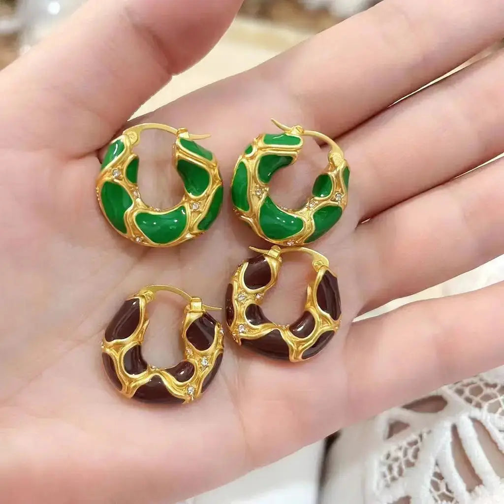 Clean-Finish Triomphe Frosted Hoops Enamel Brass Gold Finish - view 5