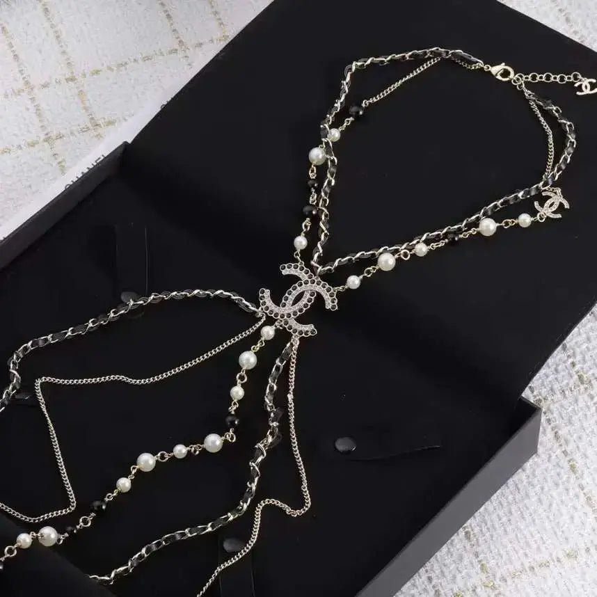 Sophisticated Long Bead Pearl Cc Logo Sautoir Necklace Gold Tone - view 3