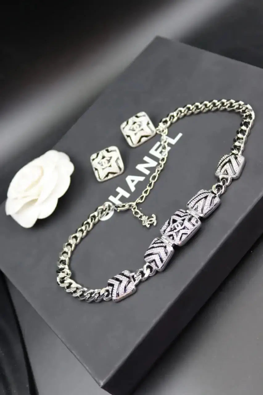 Clean-Finish Cc Logo Star Pendant Necklace Earrings Set - view 4
