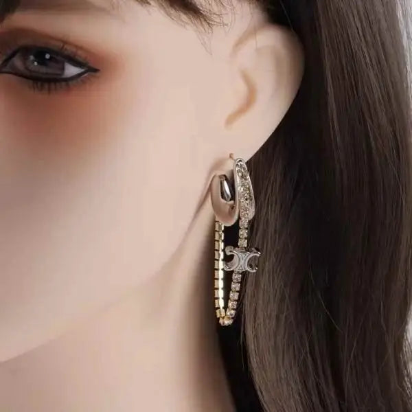 Modern Triomphe Hoop Earrings Si Er Gold Crystals - view 8