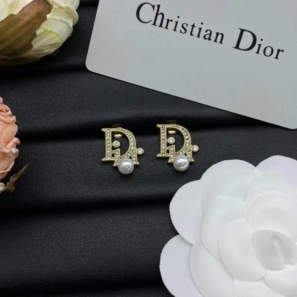 Modern Oblique Crystal Pearl Brooch Si Er - view 5