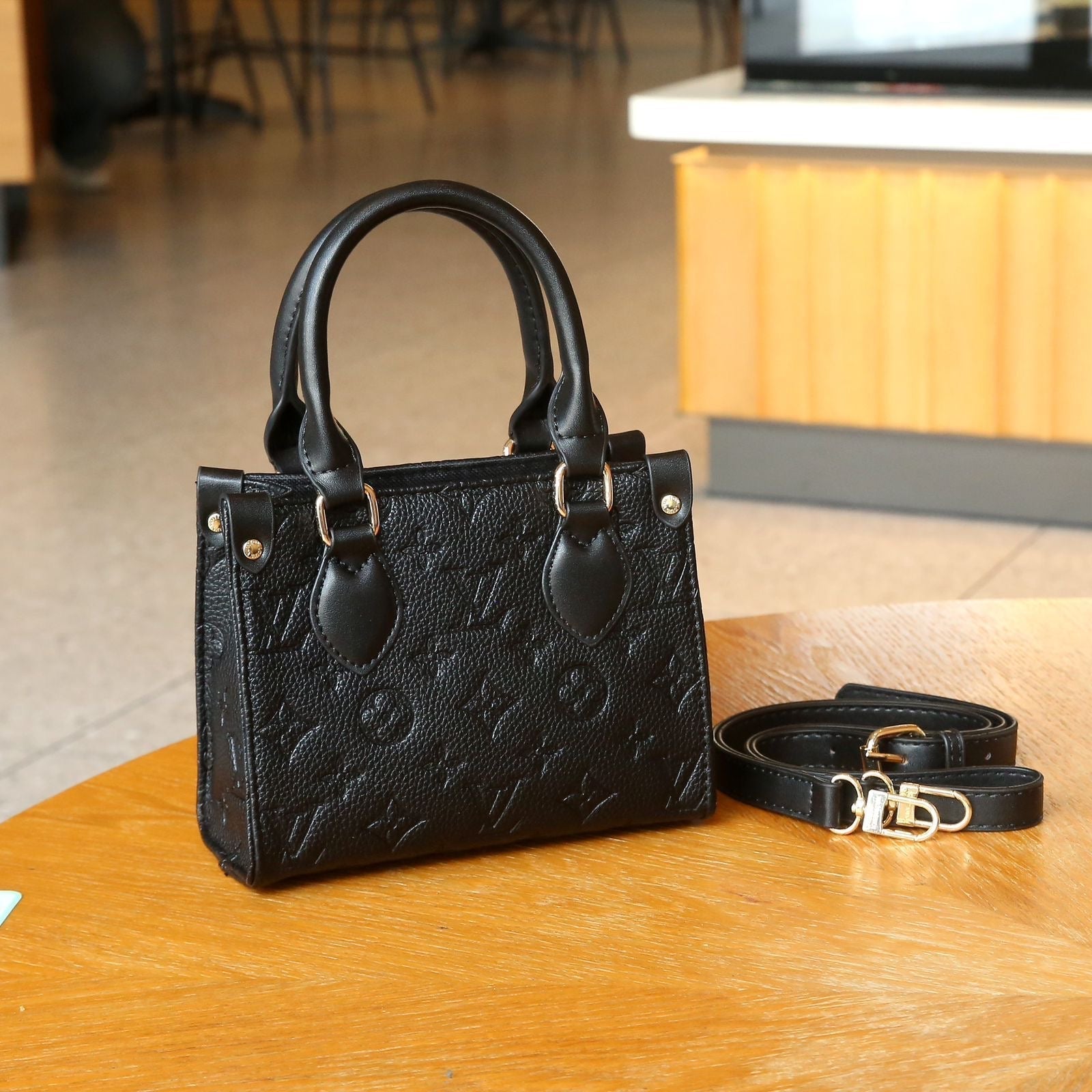 Minimal-Luxe Onthego BB Noir Bag - view 4