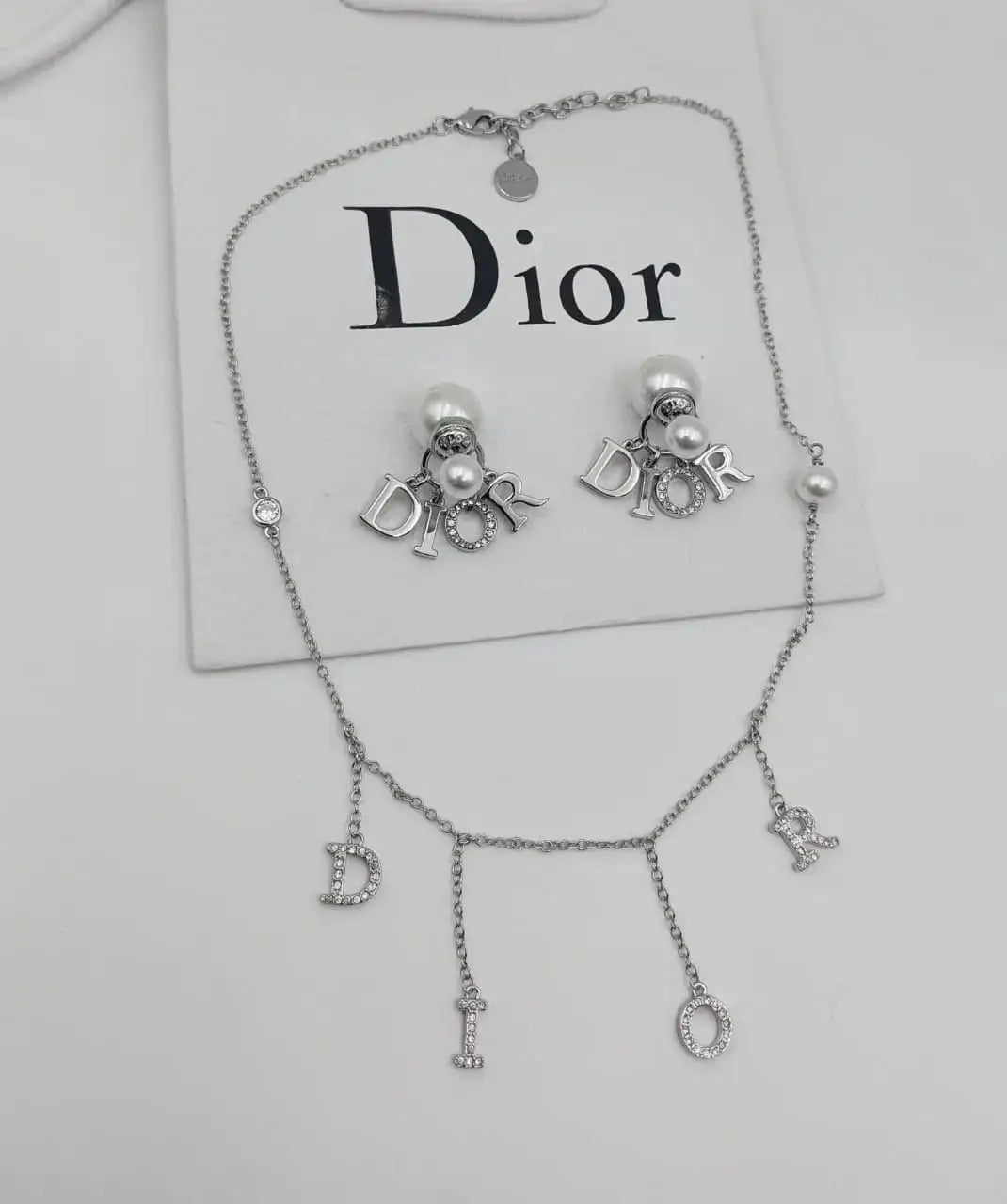 Elevated Letter Charm Necklace Si Er - view 4