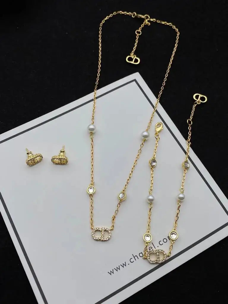 Statement Lune Gold Finish Resin Pearls Crystals - view 3