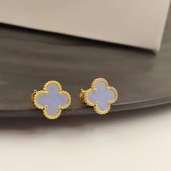 Modern Clover Motif White Clover Set - view 10