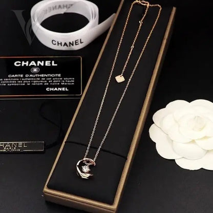 Chanel Comète Geode Pendant Necklace - White, Diamond Detail – View 4