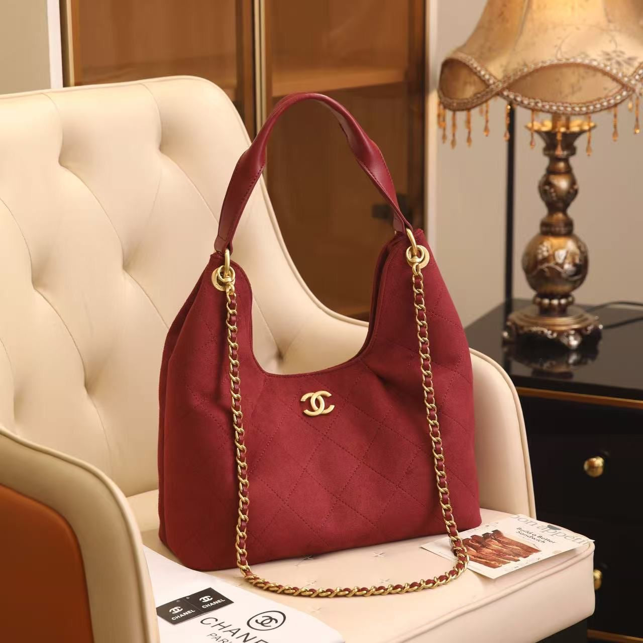 Premium-Look Medium Hobo Handbag Burgundy - view 4