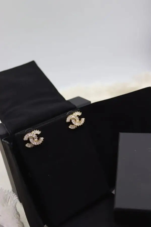Clean-Finish Uno Pavé Earrings White Diamonds - view 10